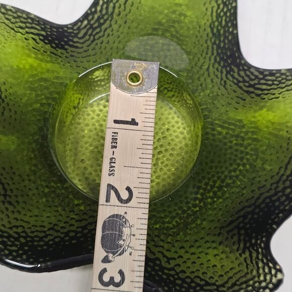 HALLMARK SUMMER AUTUMN MAPLE LEAF TEA LIGHT CANDLE HOLDERS GREEN GLASS - Picture 6 of 9